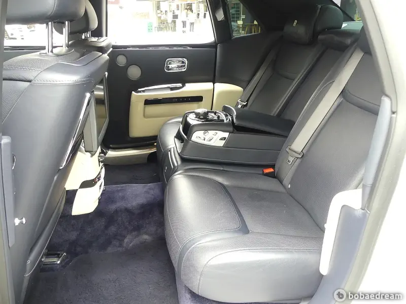 Rolls-Royce GHOST