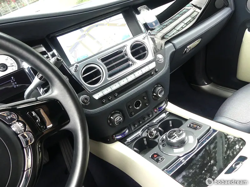 Rolls-Royce GHOST