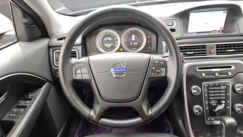 Volvo S80