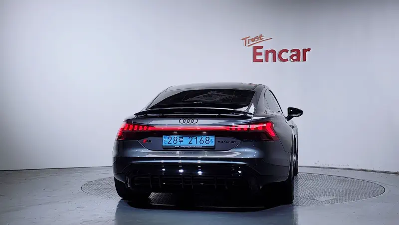 Audi e-tron GT