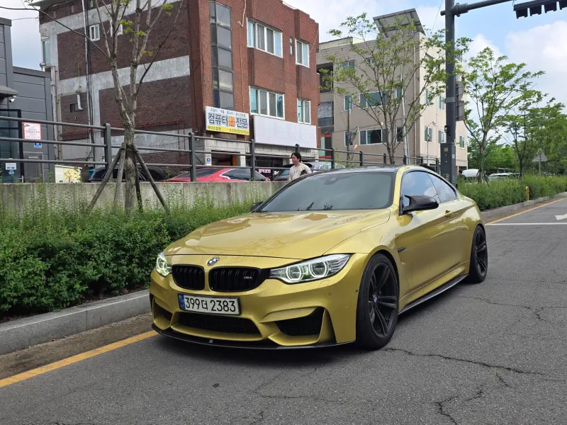 BMW M4