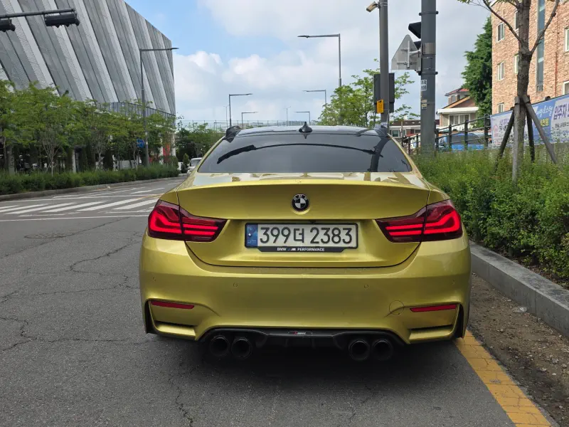 BMW M4