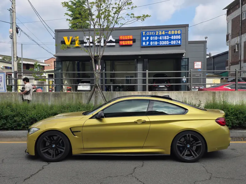 BMW M4