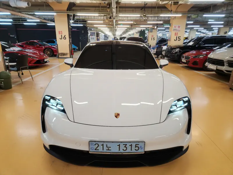 Porsche Taycan