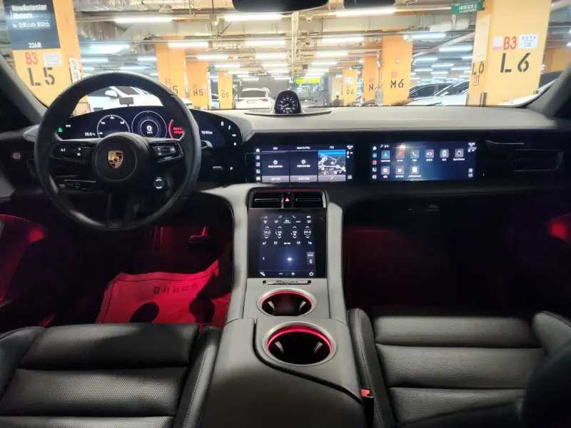 Porsche Taycan