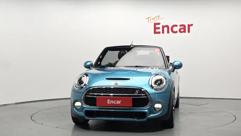 MINI Cabrio