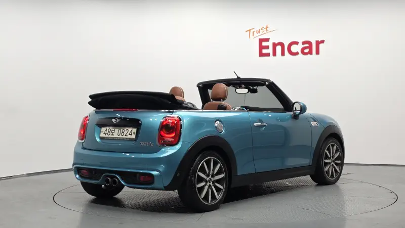 MINI Cabrio
