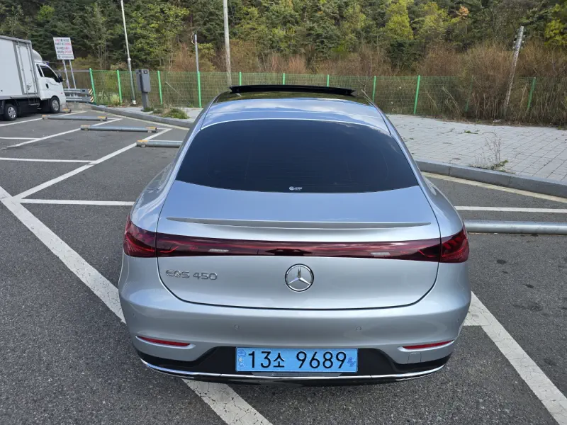 Mercedes-Benz EQS