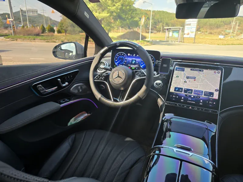 Mercedes-Benz EQS