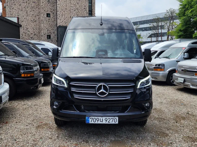 Mercedes-Benz Sprinter