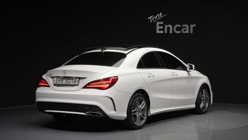 Mercedes-Benz CLA-Class
