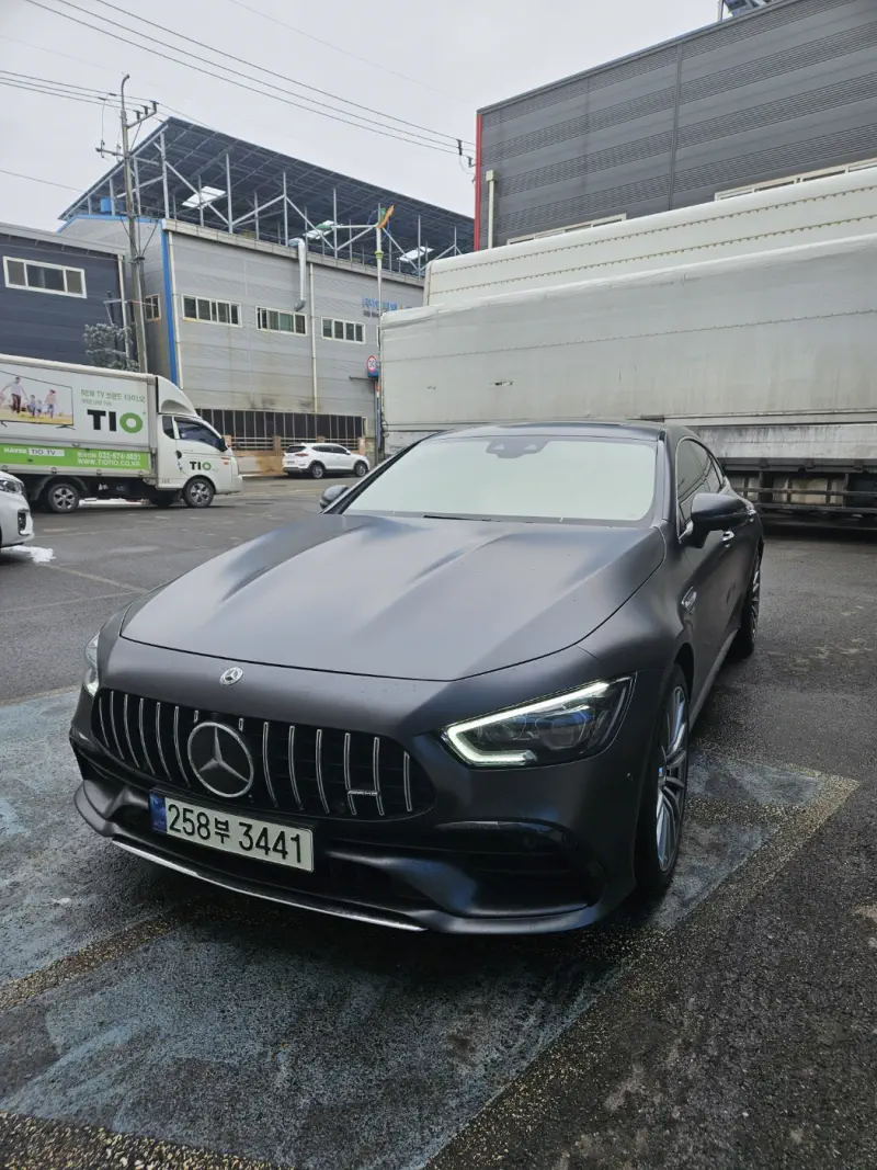 Mercedes-Benz AMG GT
