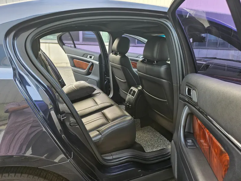 Lincoln MKS