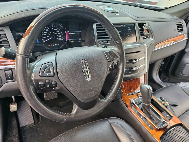 Lincoln MKS