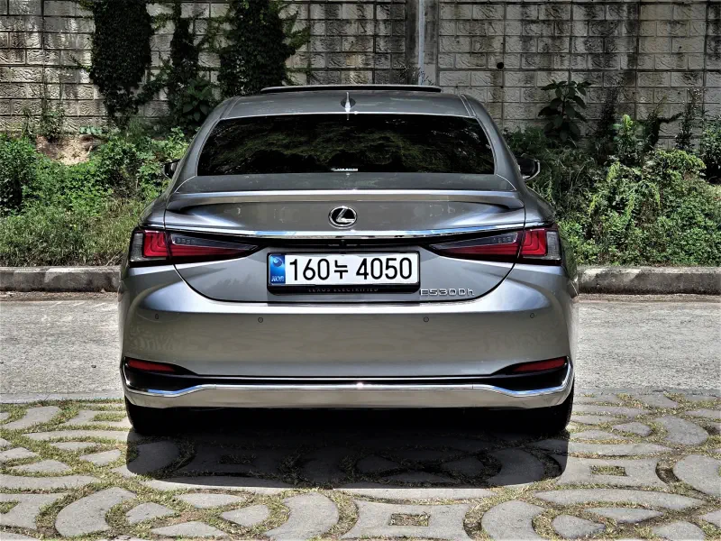 Lexus ES300h