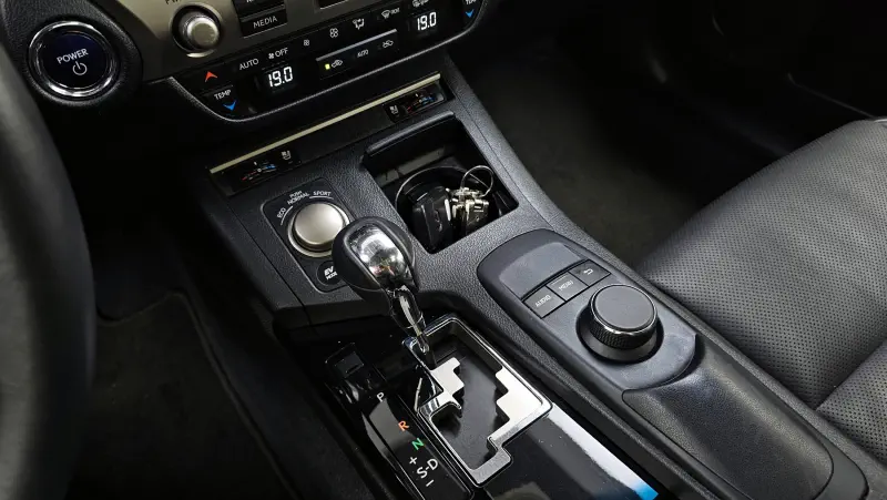 Lexus ES300h