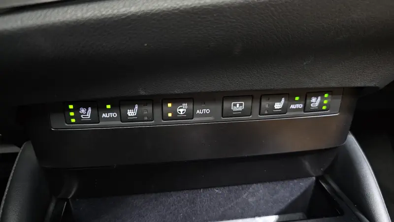 Lexus ES300h