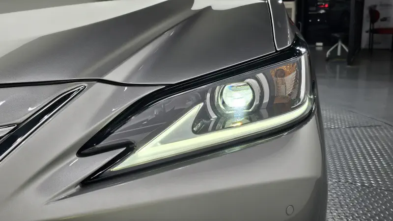 Lexus ES300h