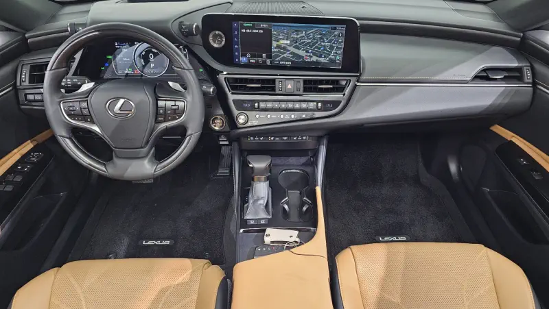 Lexus ES300h