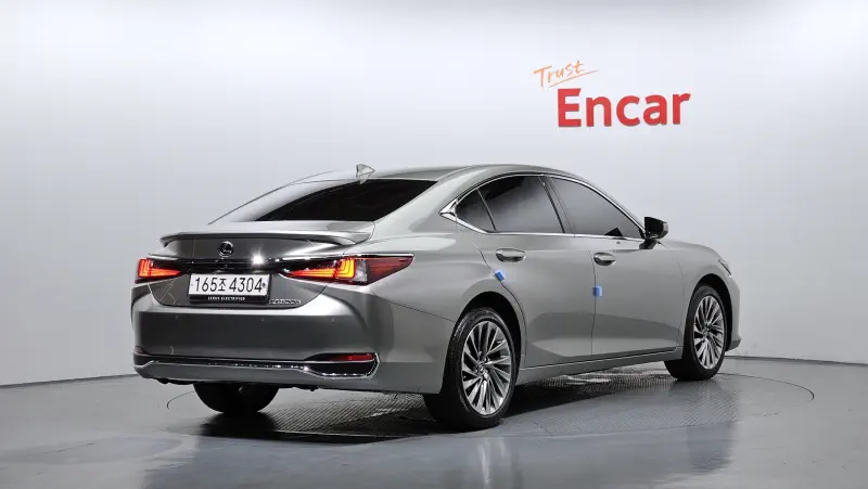 Lexus ES300h