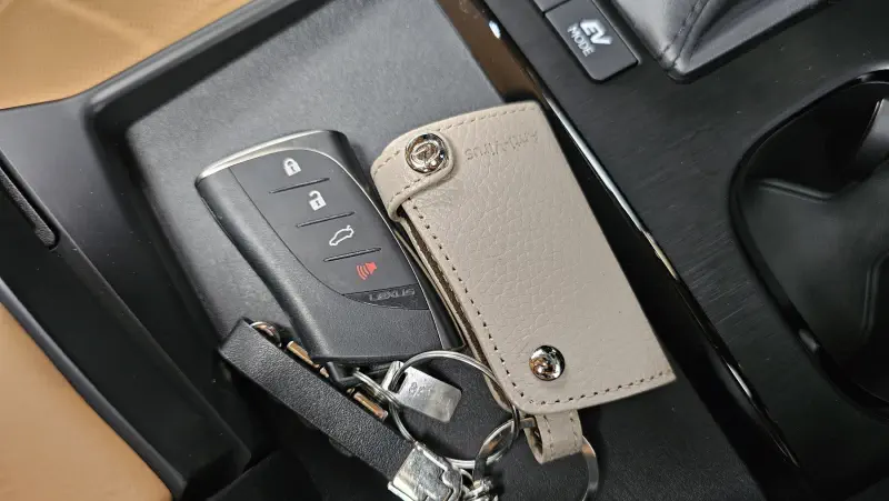 Lexus ES300h