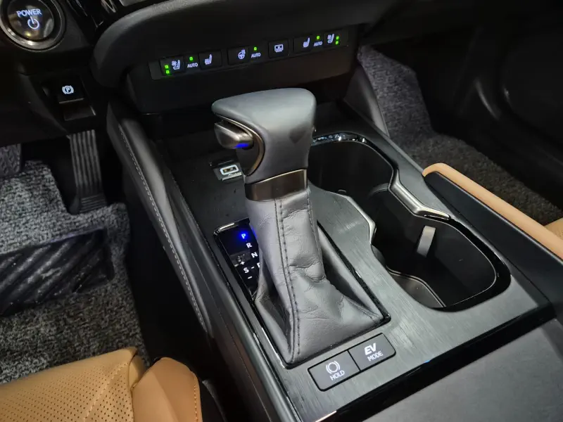 Lexus ES300h