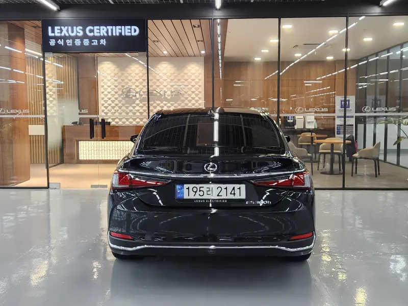 Lexus ES300h