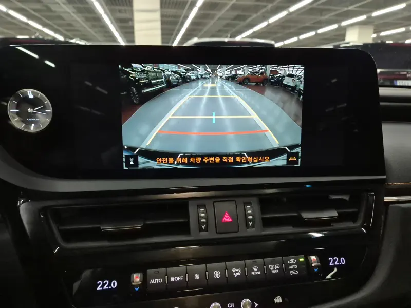 Lexus ES300h