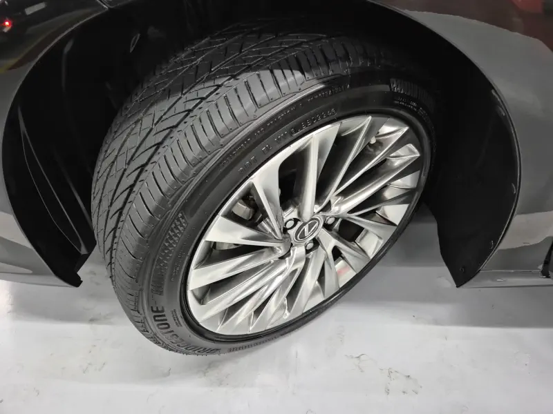 Lexus ES300h