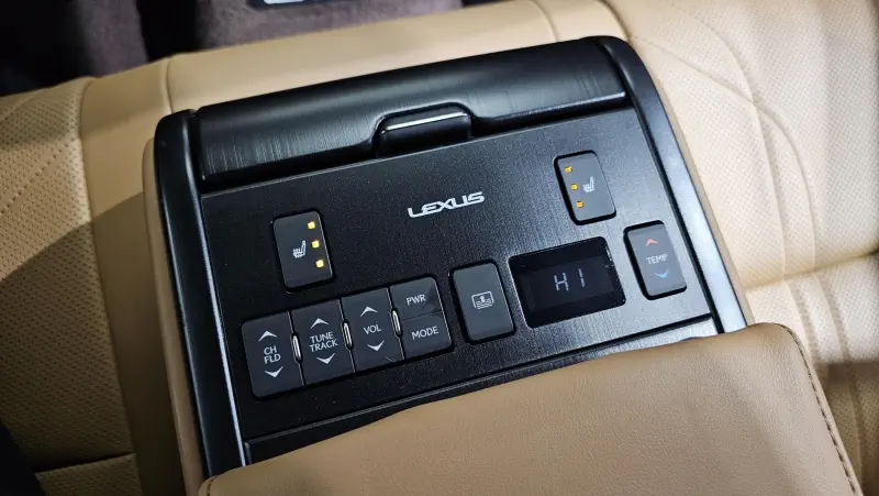 Lexus ES300h