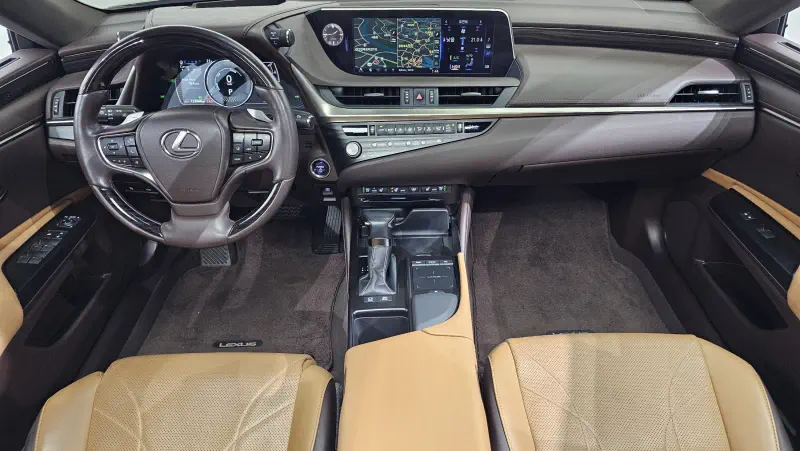 Lexus ES300h
