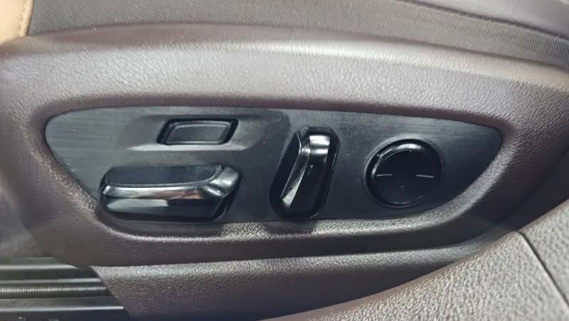 Lexus ES300h