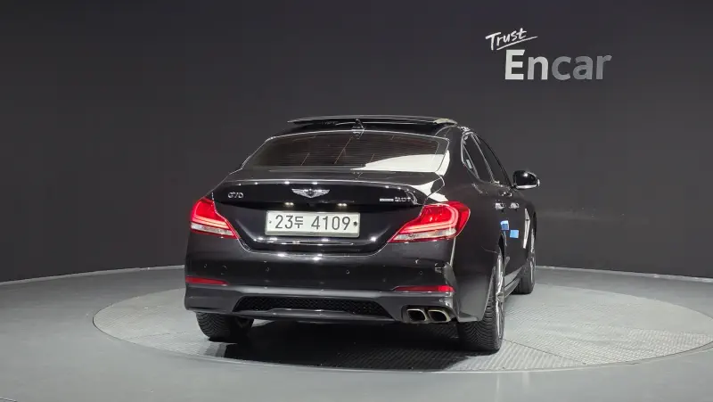 Genesis G70