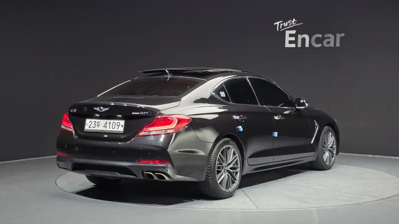 Genesis G70