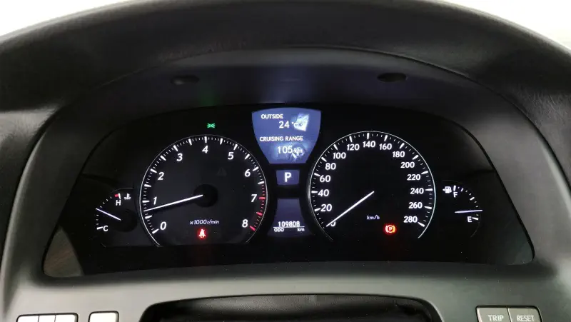 Lexus LS
