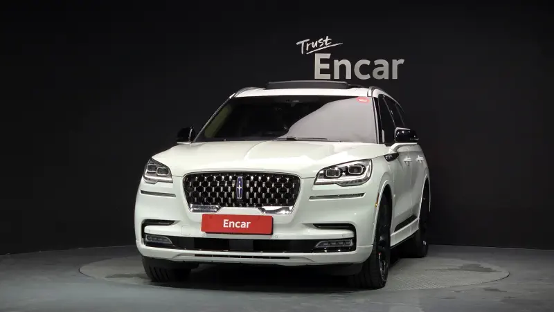Lincoln Aviator