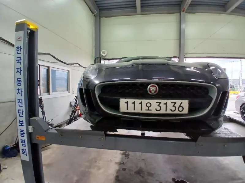 Jaguar F-Type