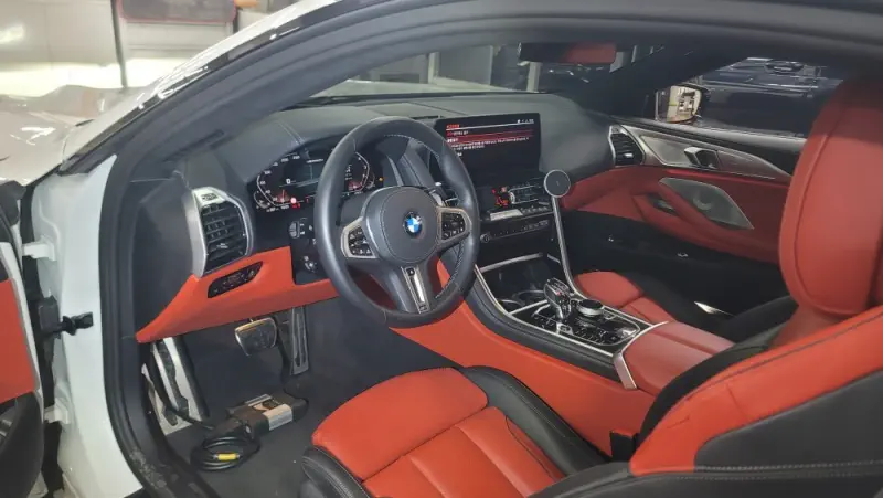 BMW 8-Series