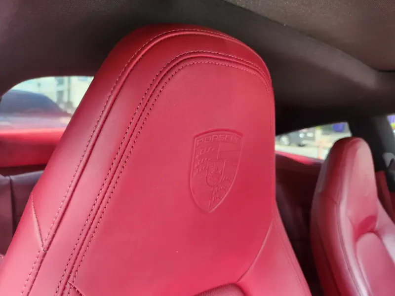 Porsche 911
