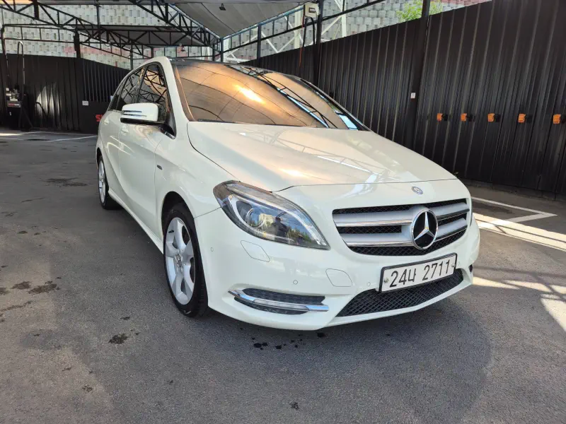 Mercedes-Benz B-Class