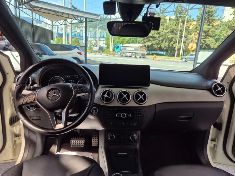 Mercedes-Benz B-Class