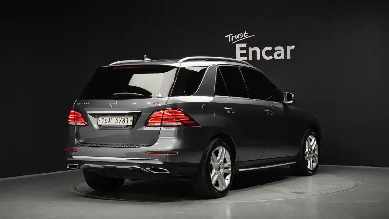 Mercedes-Benz GLE-Class