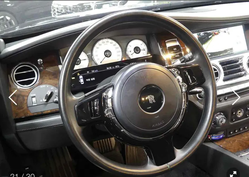 Rolls-Royce GHOST