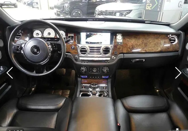 Rolls-Royce GHOST