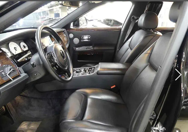 Rolls-Royce GHOST