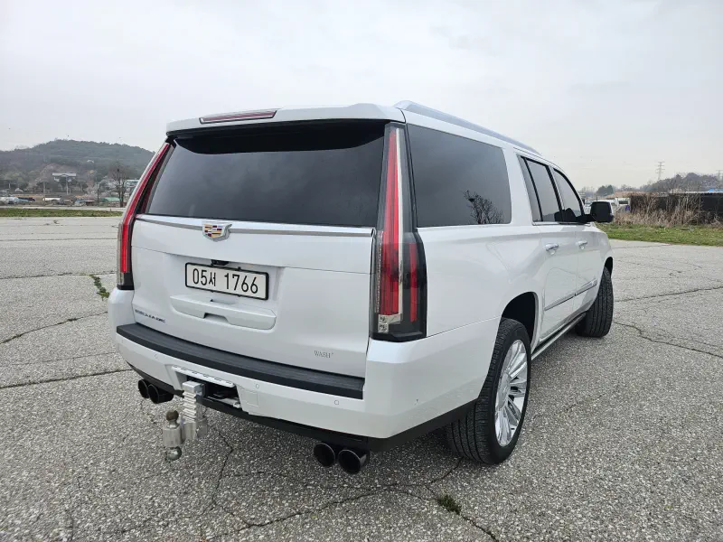 Cadillac Escalade