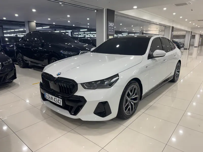 BMW 5-Series