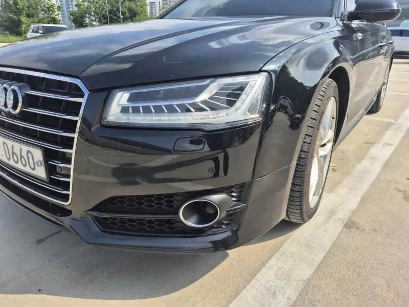 Audi A8