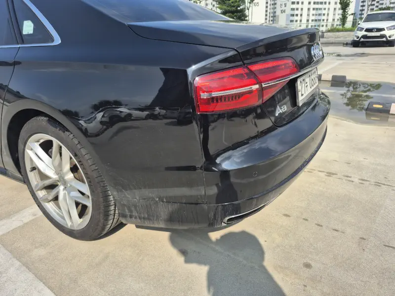 Audi A8
