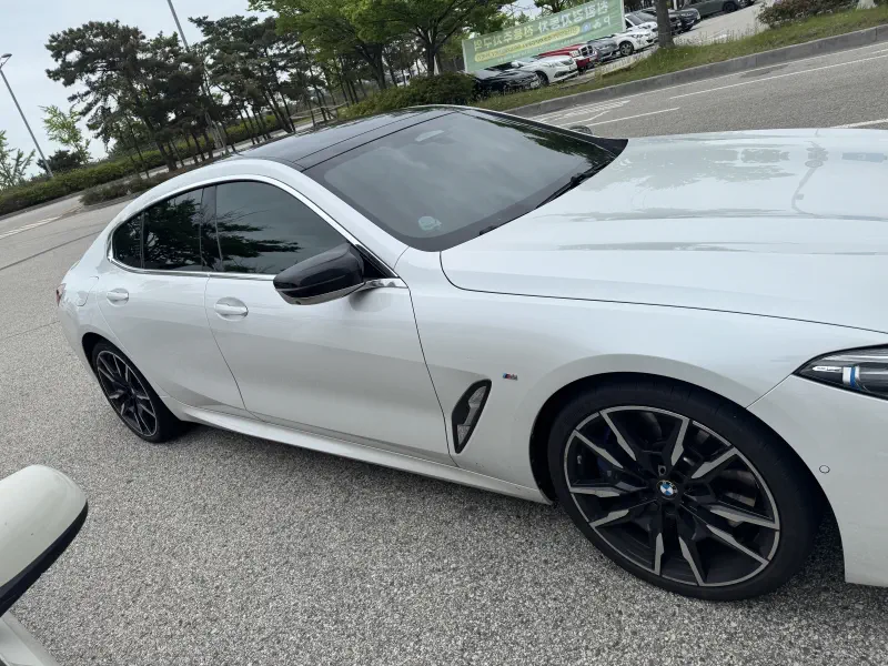 BMW 8-Series